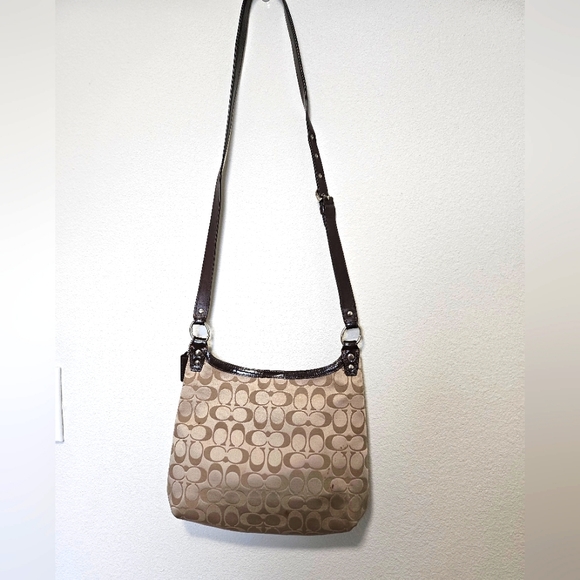 COACH F16533 Penelope Purse and Wallet - Picture 7 of 9